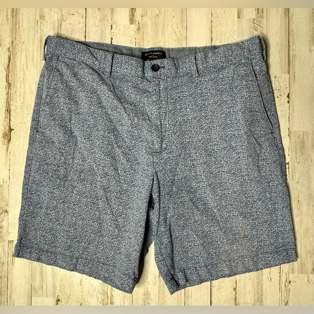 Banana Republic Shorts Mens 38 Blue Aiden Shorts Chino Golf